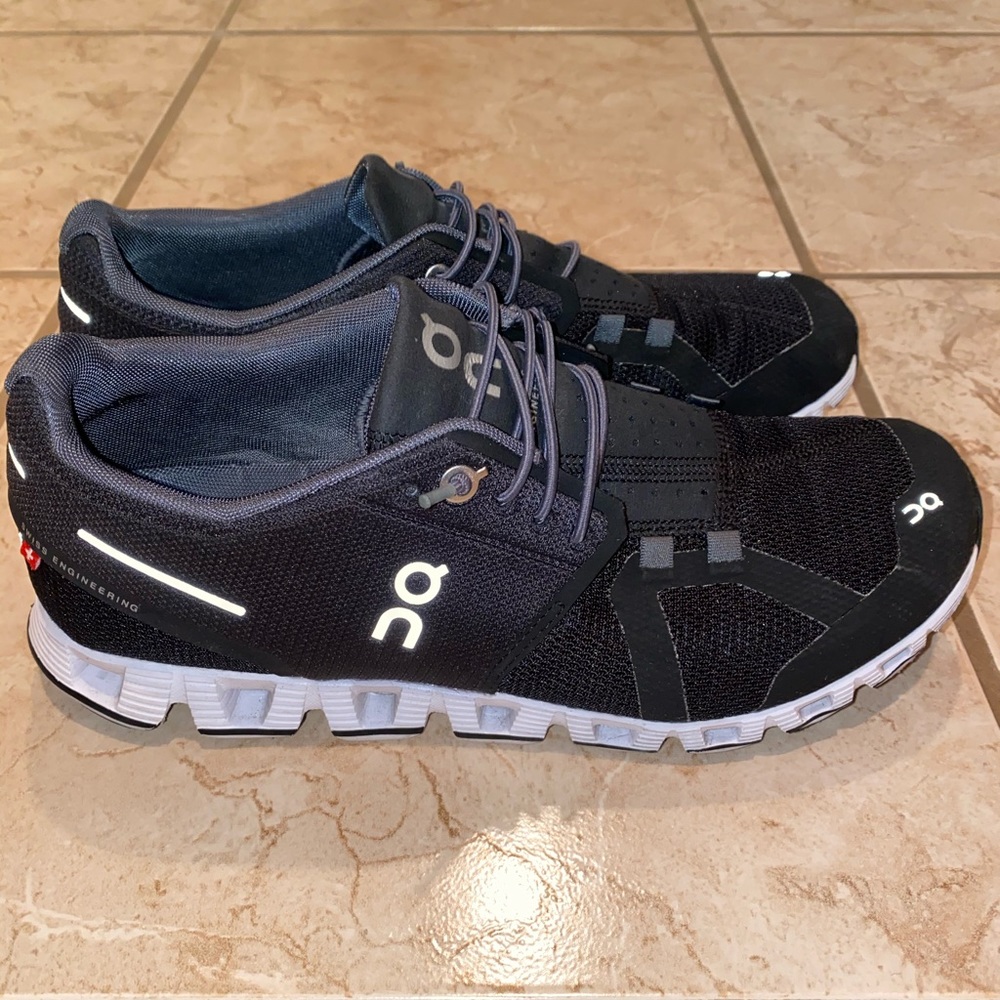On Cloud Road-Running Shoes - Women's 7.5